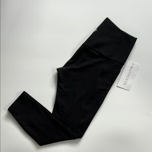 ATHLETA salutation stash mesh tight black small